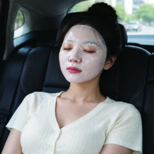 Mặt nạ điều hòa làm mát tích hợp gel làm mát, giúp giảm nóng vùng mặt khi đi xe, làm việc ngoài trời, chơi thể thao và sử dụng hằng ngày.